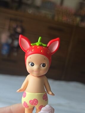 Strawberry Love Fawn Authentic